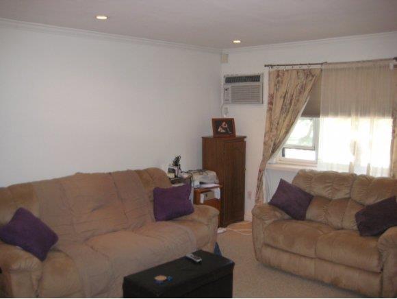 351 Bay 8 St Dyker Heights 11228 New York photo