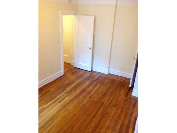 7825 4 Ave Bay Ridge 11209 New York photo