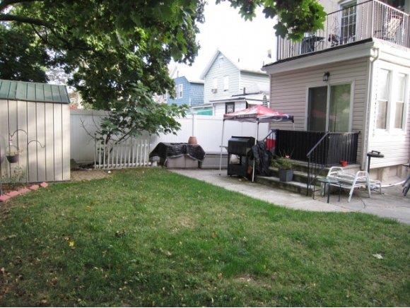 1645 85 St Bensonhurst 11214 New York photo