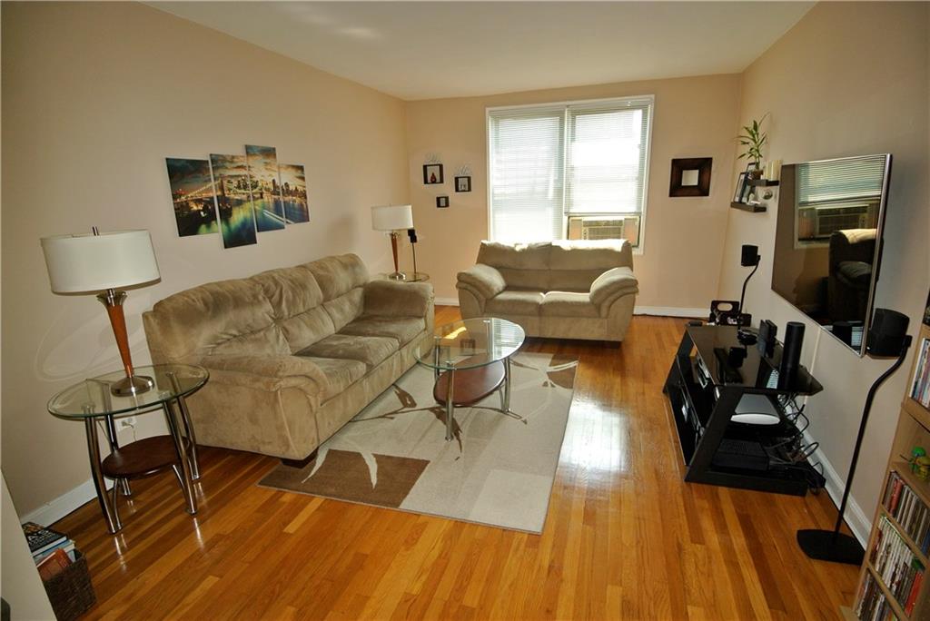 9902 3 Bay Ridge 11209 New York photo