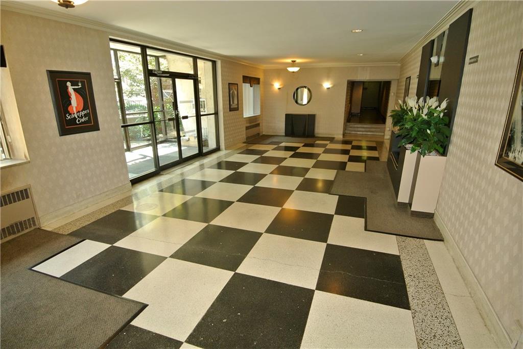 9902 3 Bay Ridge 11209 New York photo