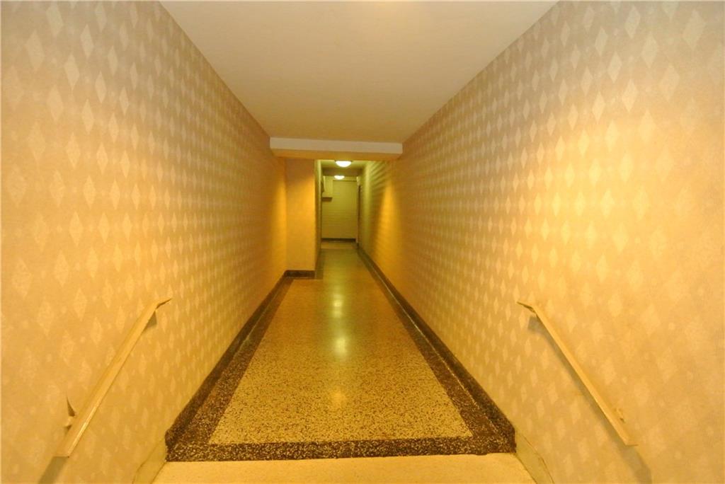 9902 3 Bay Ridge 11209 New York photo