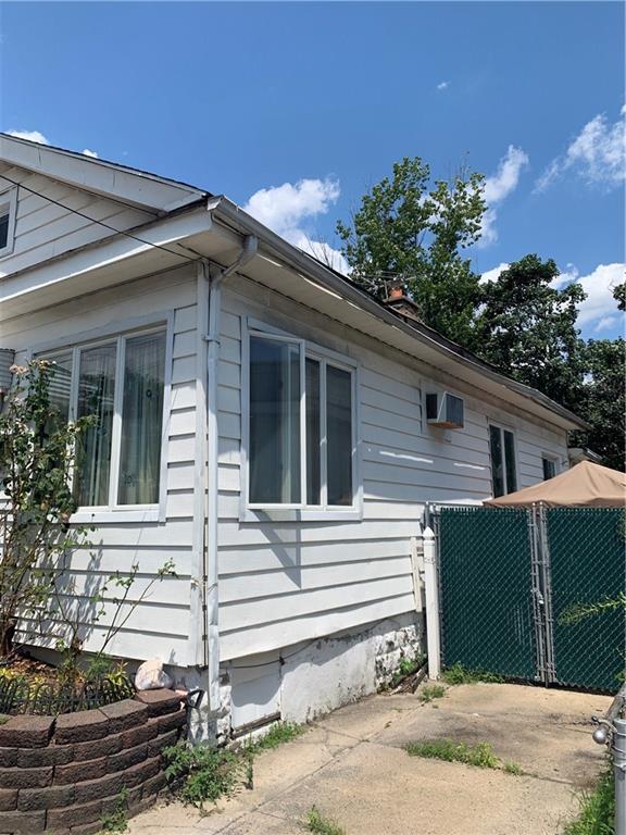 9 Matthews Canarsie 11236 New York photo