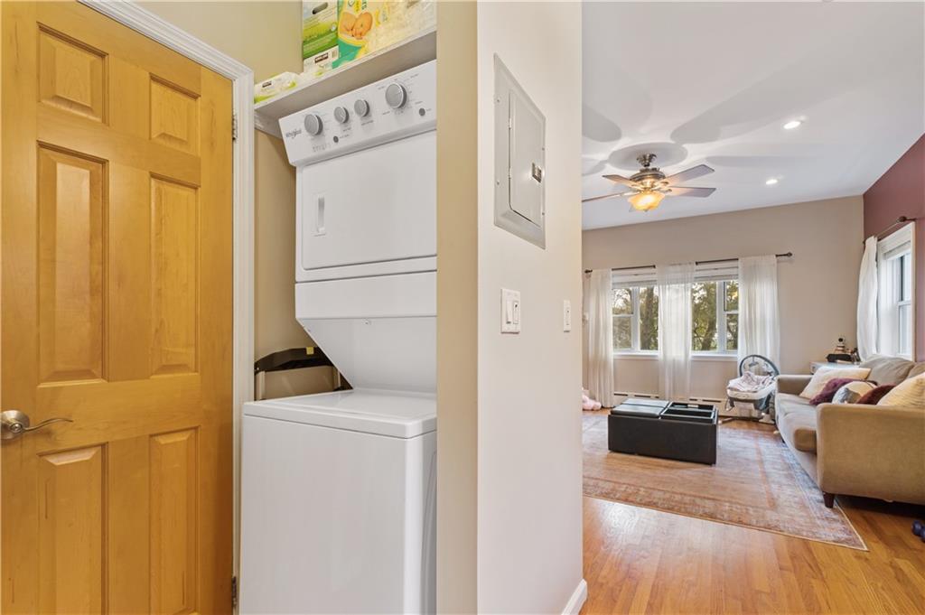 1009 Shore Dyker Heights 11228 New York photo