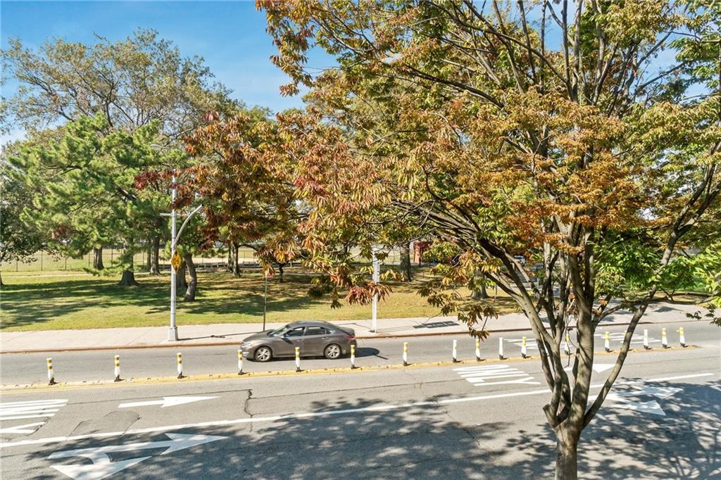 1009 Shore Dyker Heights 11228 New York photo