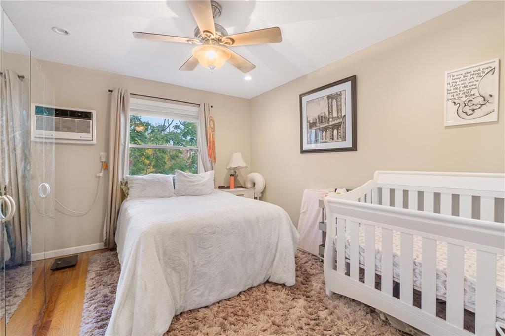 1009 Shore Dyker Heights 11228 New York photo