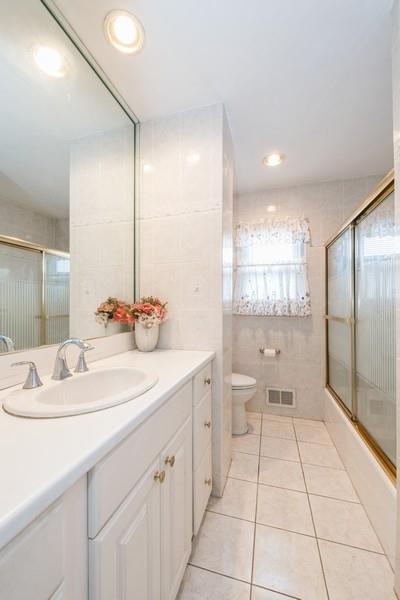 381 Colon Great Kill 10308 New York photo