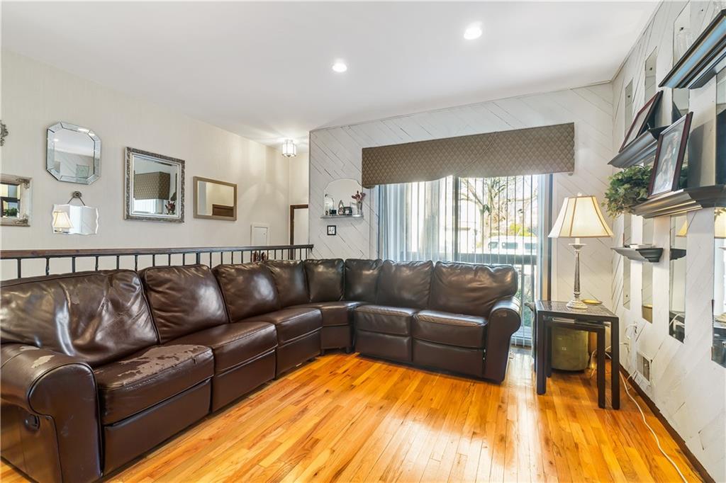 262 Brookfield Great Kill 10308 New York photo