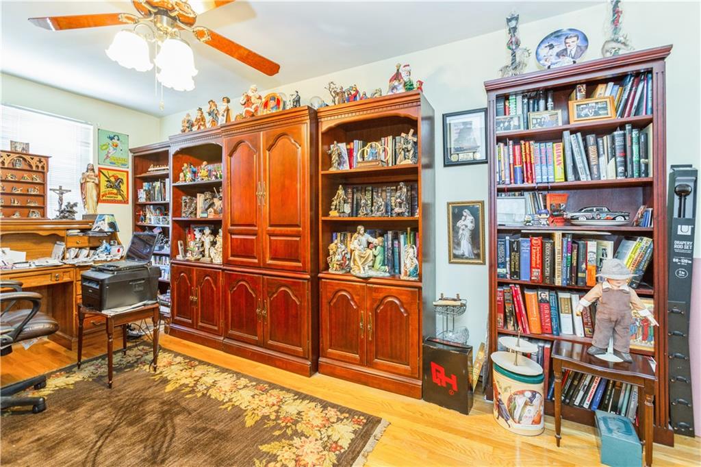 1272 81 Dyker Heights 11228 New York photo