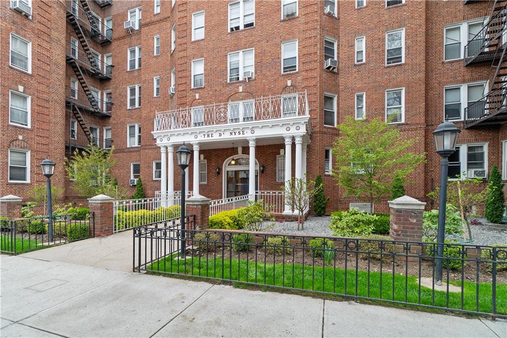 601 79 Bay Ridge 11209 New York photo