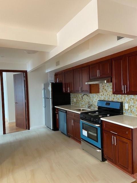 168 Avenue P Bensonhurst 11204 New York photo