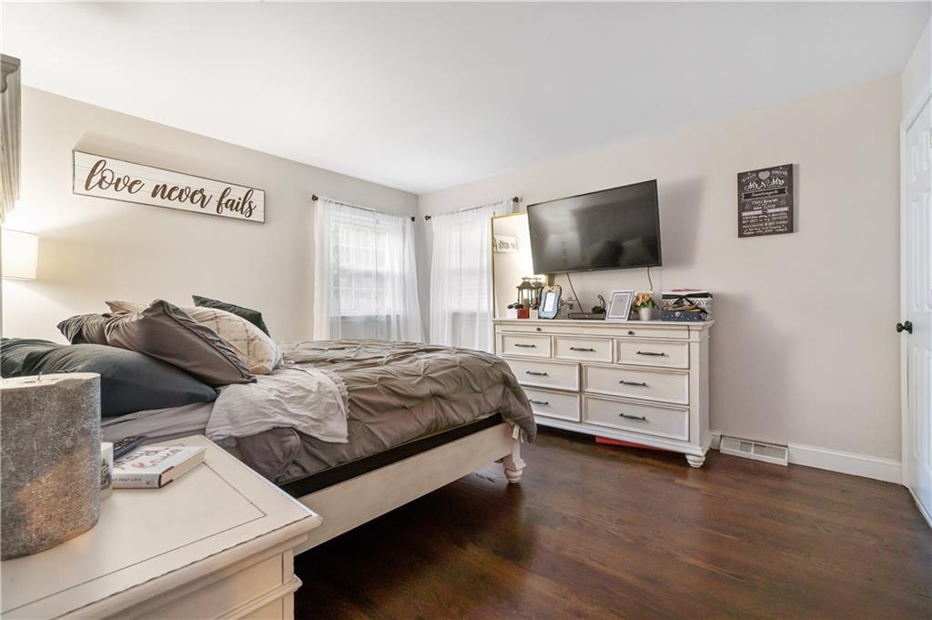 103 Monticello Great Kill 10308 New York photo