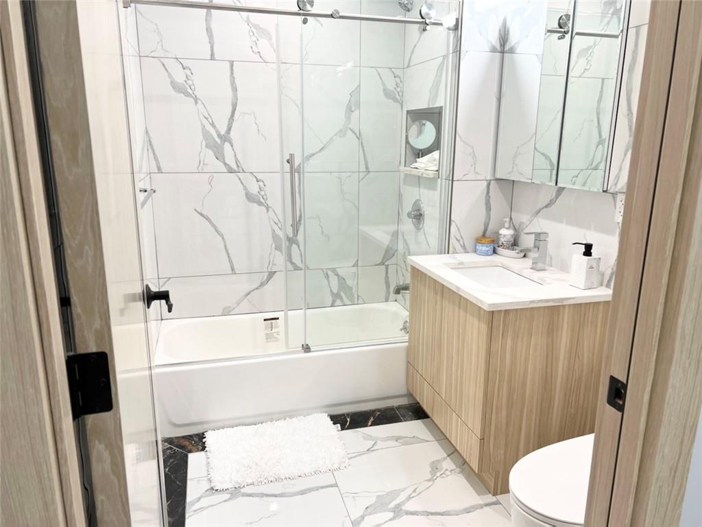 163 MacDougal Ocean Hill 11233 New York photo