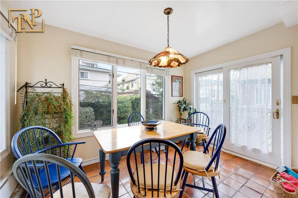 51 Amherst Manhattan Beach 11235 New York photo