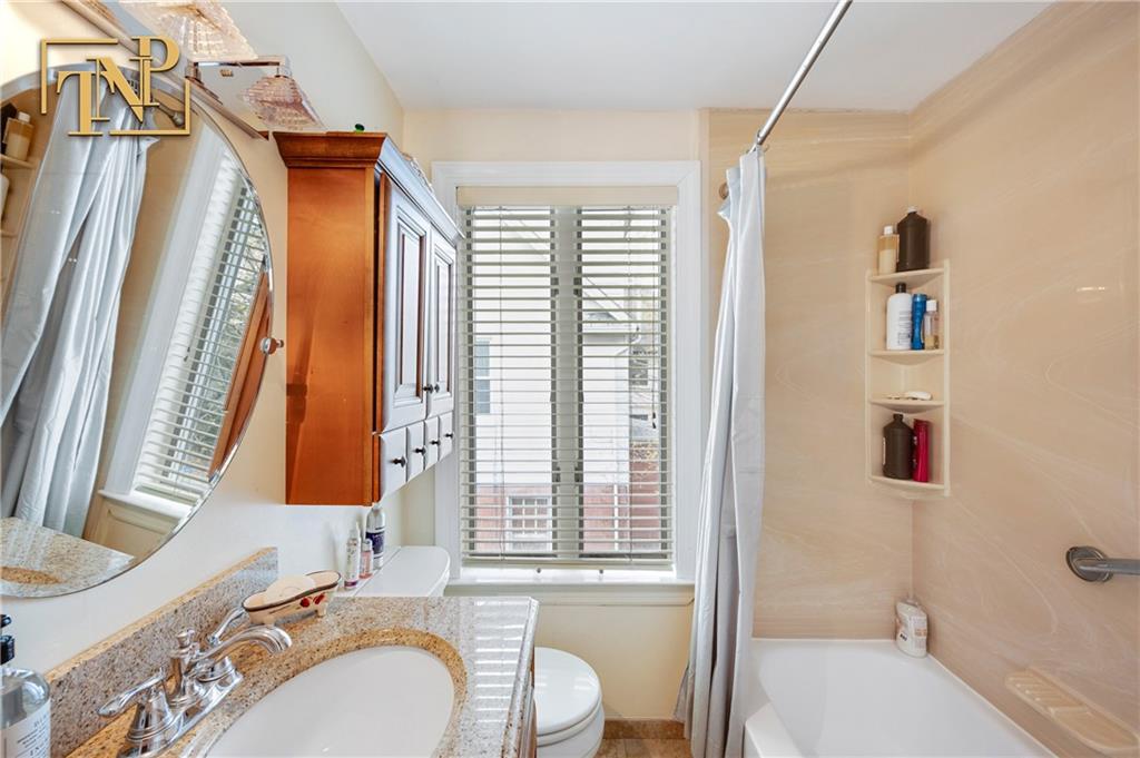 51 Amherst Manhattan Beach 11235 New York photo
