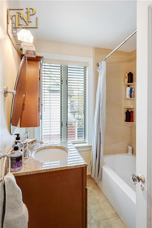 51 Amherst Manhattan Beach 11235 New York photo