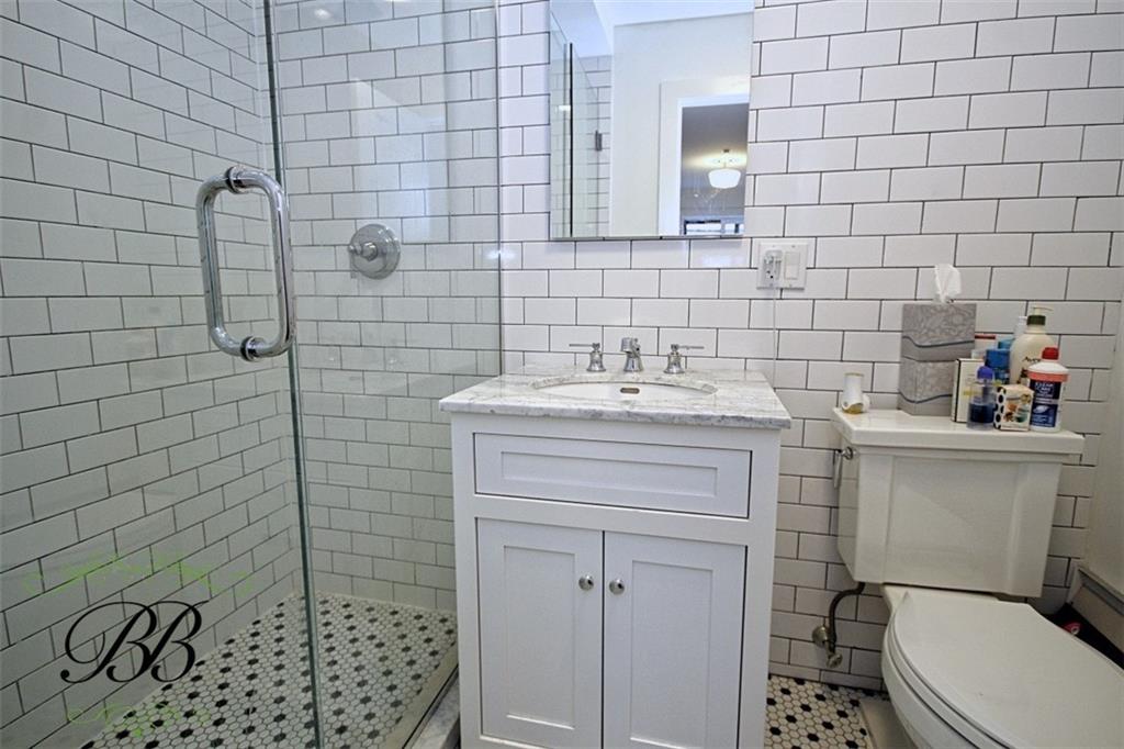 366 Avenue Y Gravesend 11223 New York photo