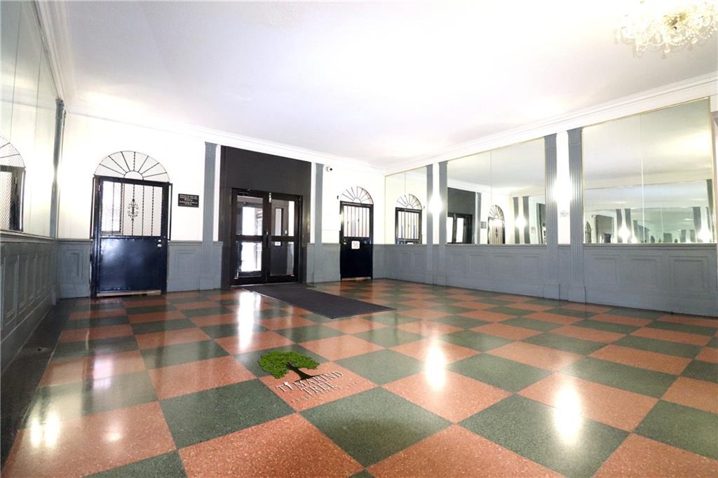 2601 Glenwood Flatbush 11210 New York photo