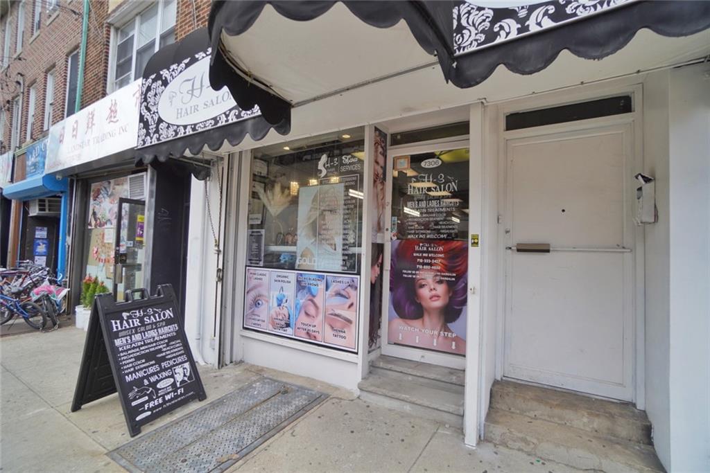 7306 13th Dyker Heights 11228 New York photo