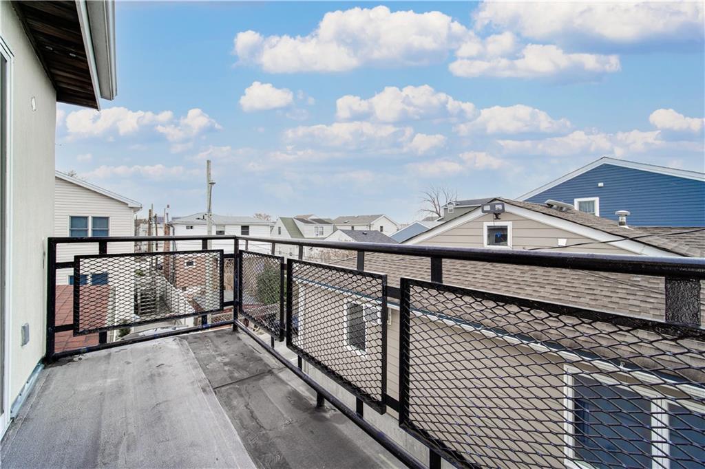13 Frank Gerritsen Beach 11229 New York photo
