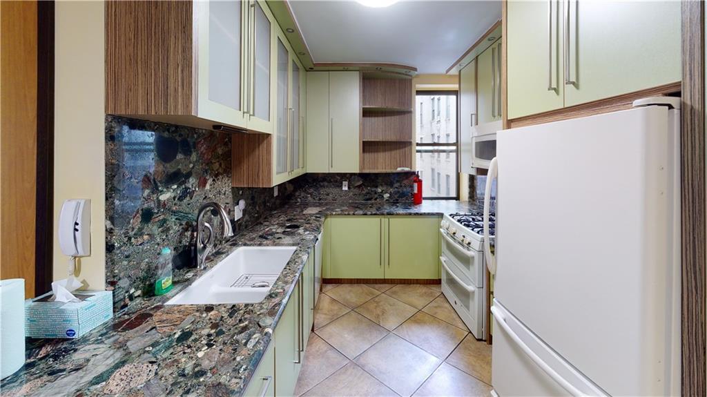 3130 Brighton 6th Brighton Beach 11235 New York photo