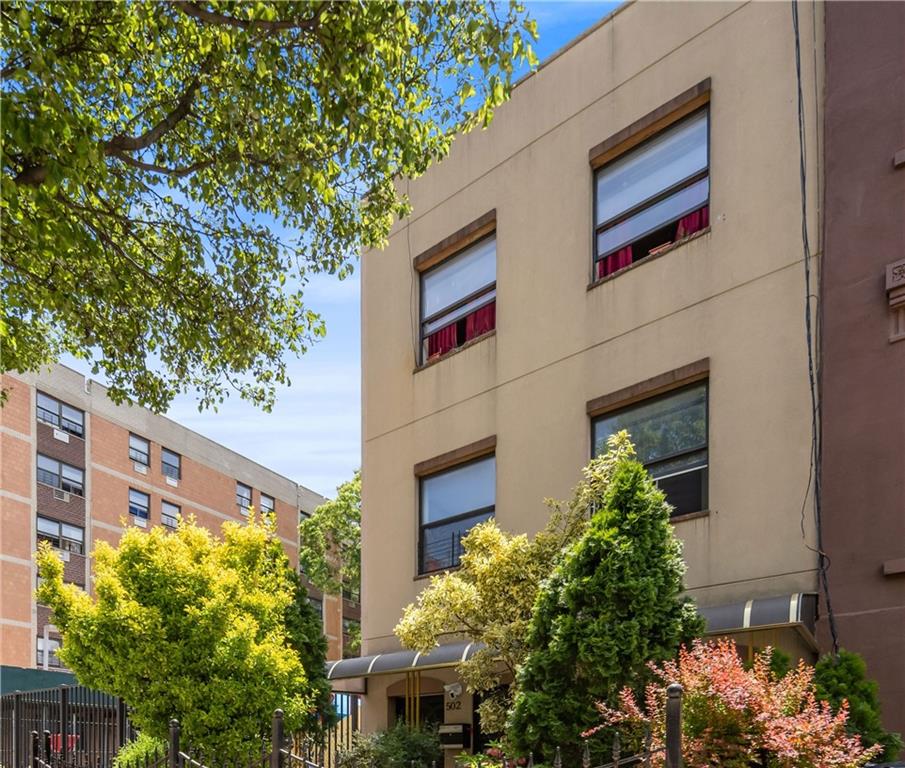 502 Quincy Bedford Stuyvesant 11221 New York photo