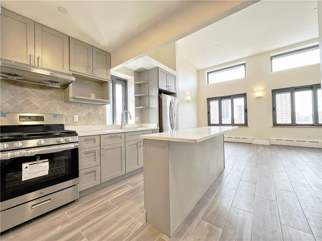 217 Bay 49th Gravesend 11214 New York photo