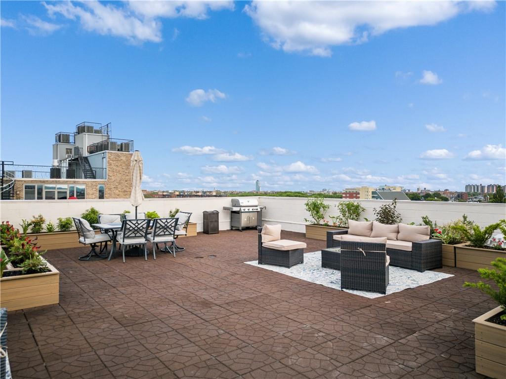 398 Kings Gravesend 11223 New York photo