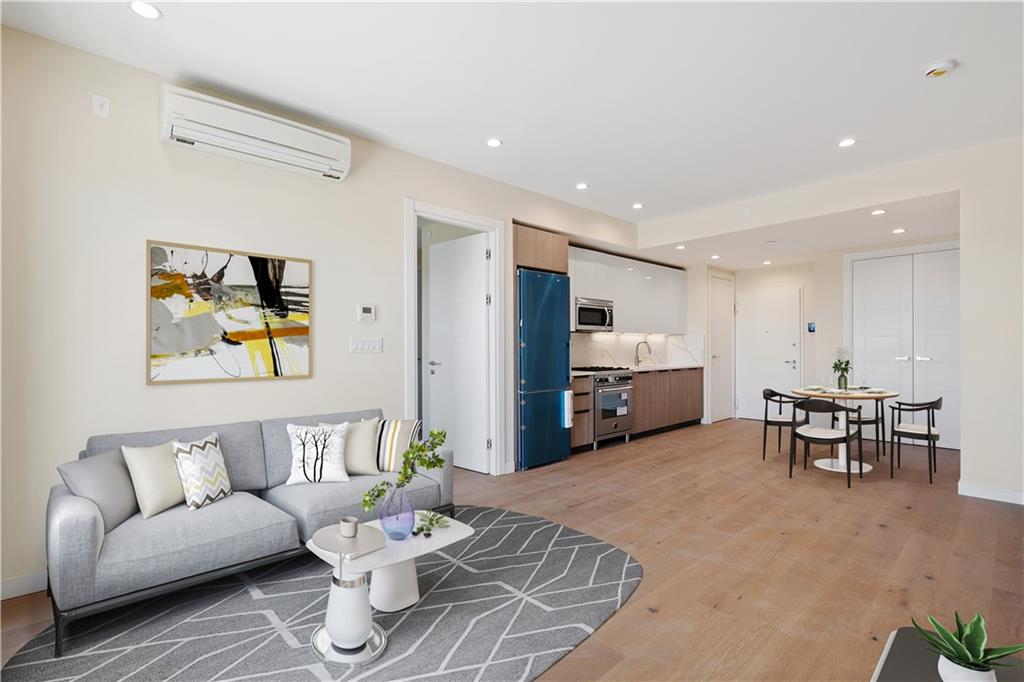 398 Kings Gravesend 11223 New York photo