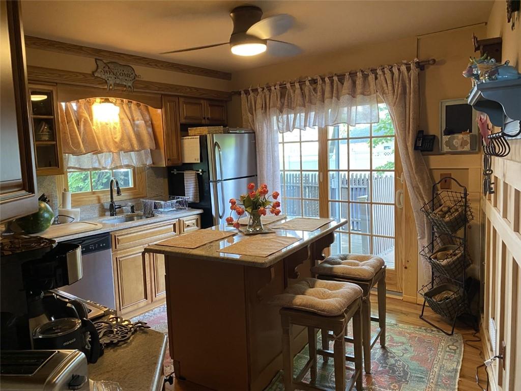 351 Slosson Lower Todt Hill 10314 New York photo