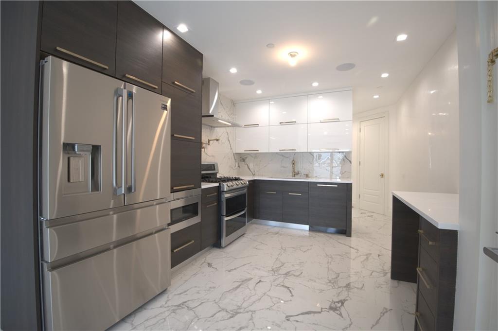 1333 East 14th Midwood 11230 New York photo