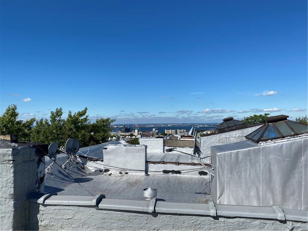 543 49th Sunset Park 11220 New York photo