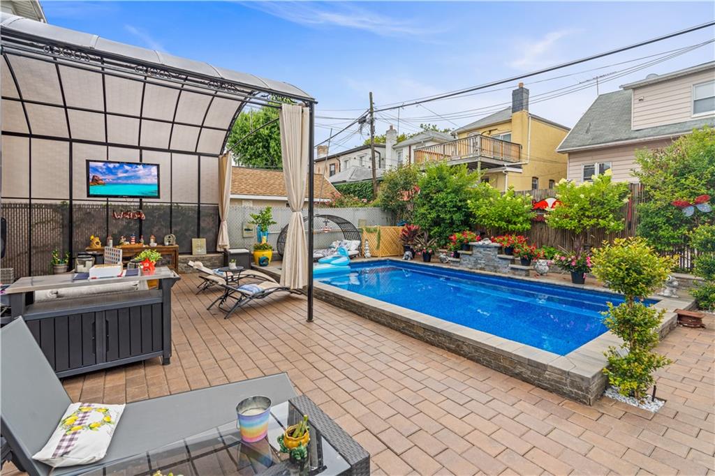 1768 West 11th Gravesend 11223 New York photo