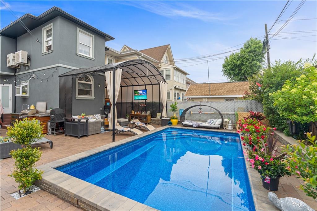 1768 West 11th Gravesend 11223 New York photo