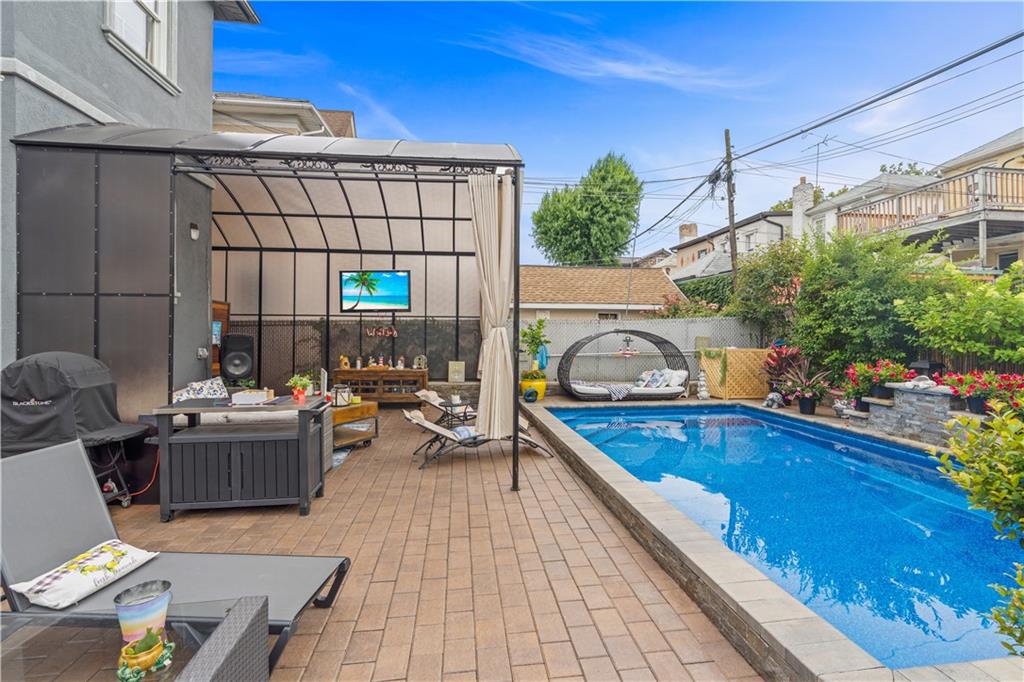 1768 West 11th Gravesend 11223 New York photo