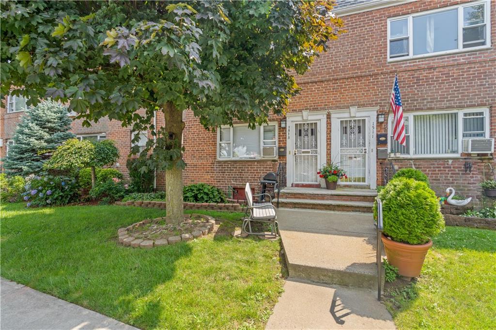 1513 Independence Dyker Heights 11228 New York photo