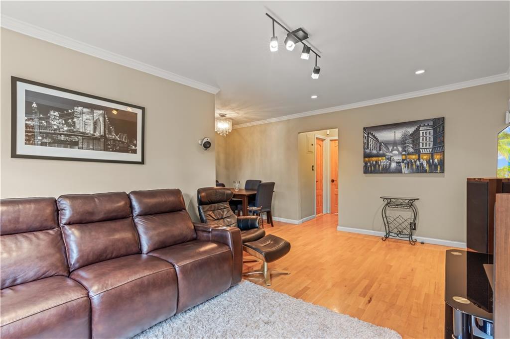 1513 Independence Dyker Heights 11228 New York photo