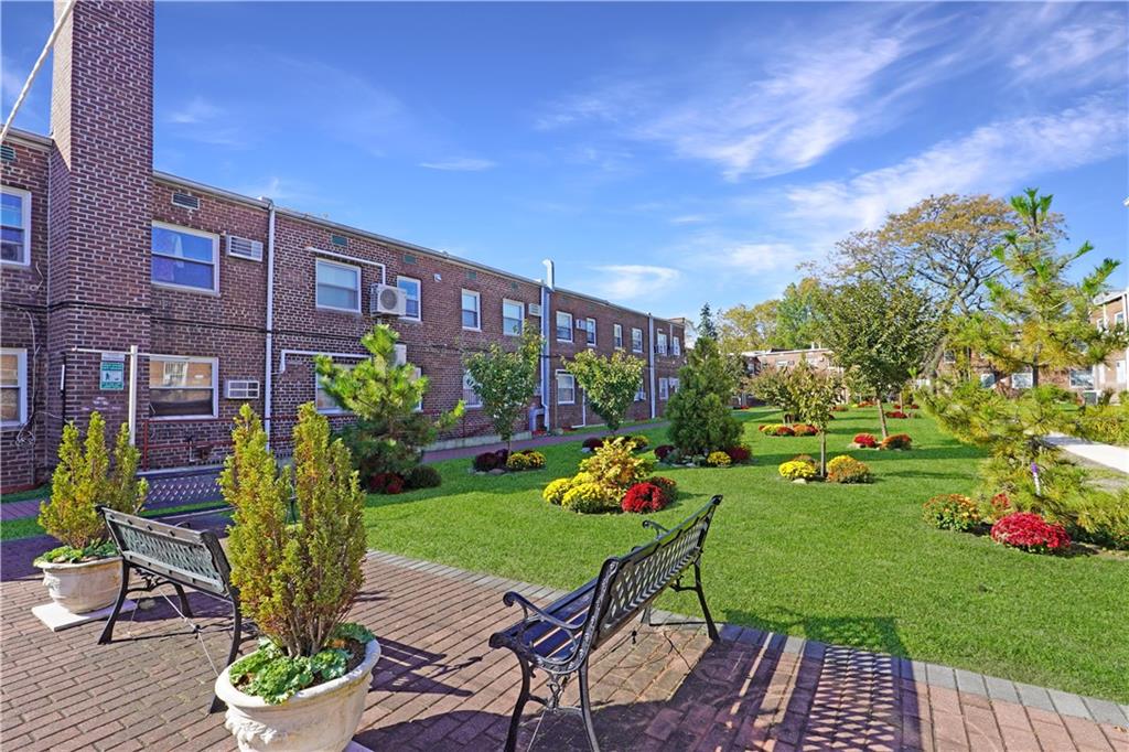 1557 Independence Dyker Heights 11228 New York photo
