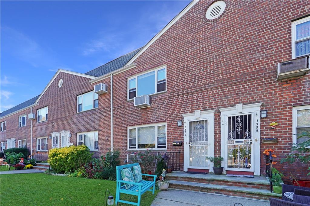 1557 Independence Dyker Heights 11228 New York photo