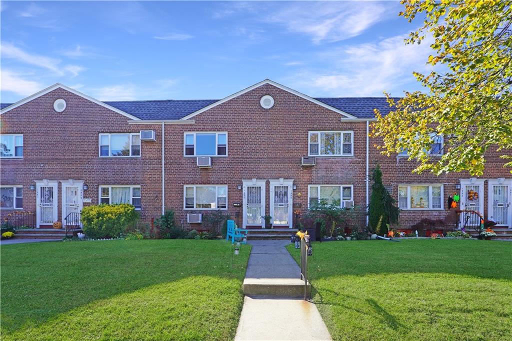 1557 Independence Dyker Heights 11228 New York photo