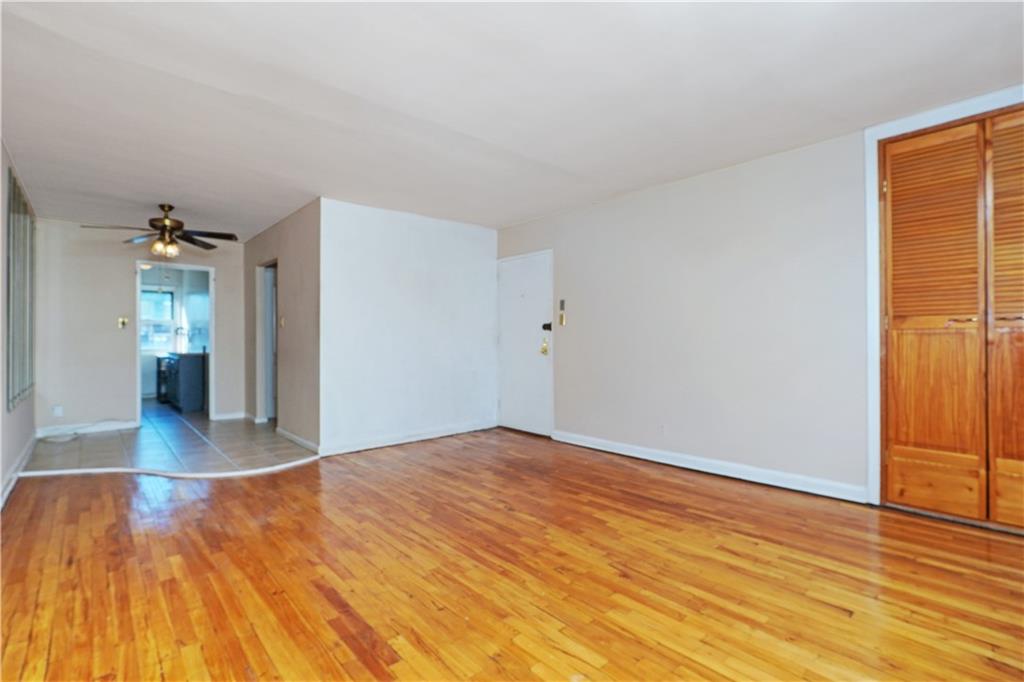 1557 Independence Dyker Heights 11228 New York photo
