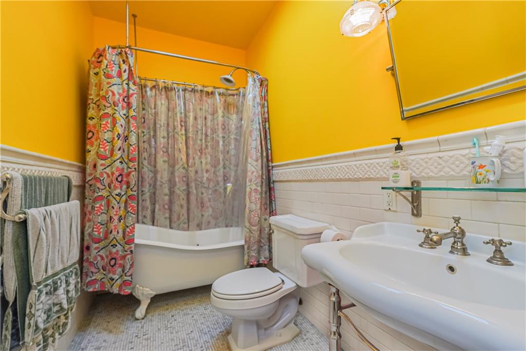 262 78th Bay Ridge 11209 New York photo