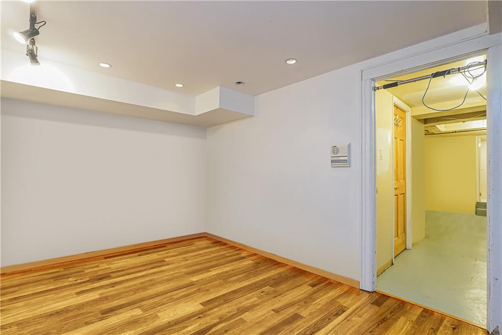 262 78th Bay Ridge 11209 New York photo