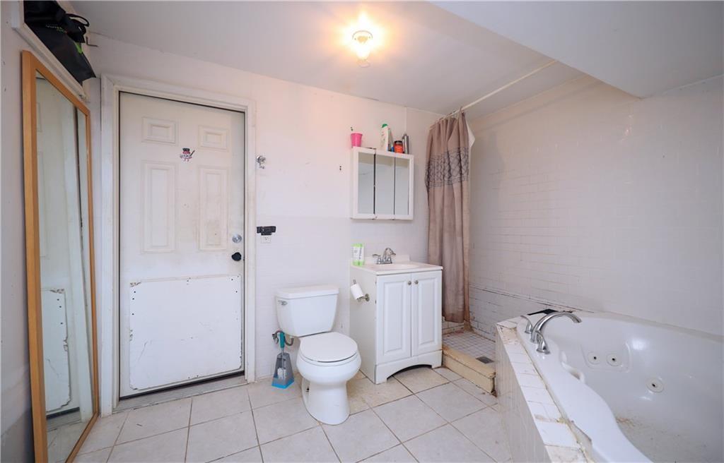 86 Virginia Rosebank 10305 New York photo