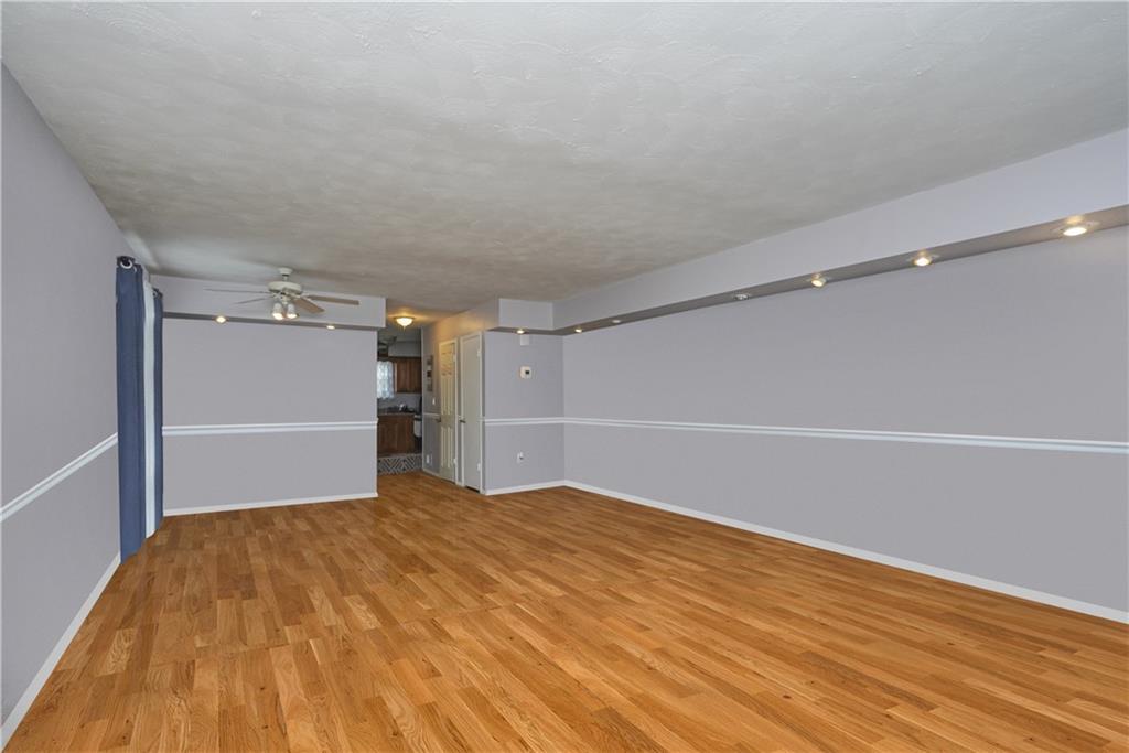 538 Naughton Dongan Hills-Below Hylan 10305 New York photo