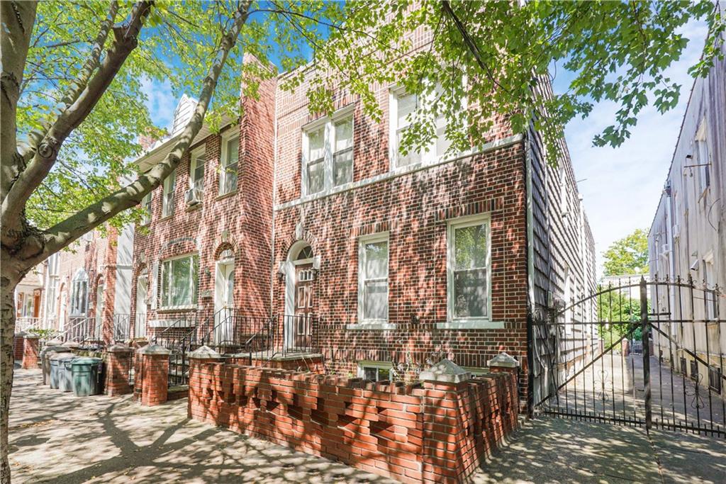 https://benbayrealty.s3.amazonaws.com/brooklynmls/484555/PhotoJul12202425515AMjpg