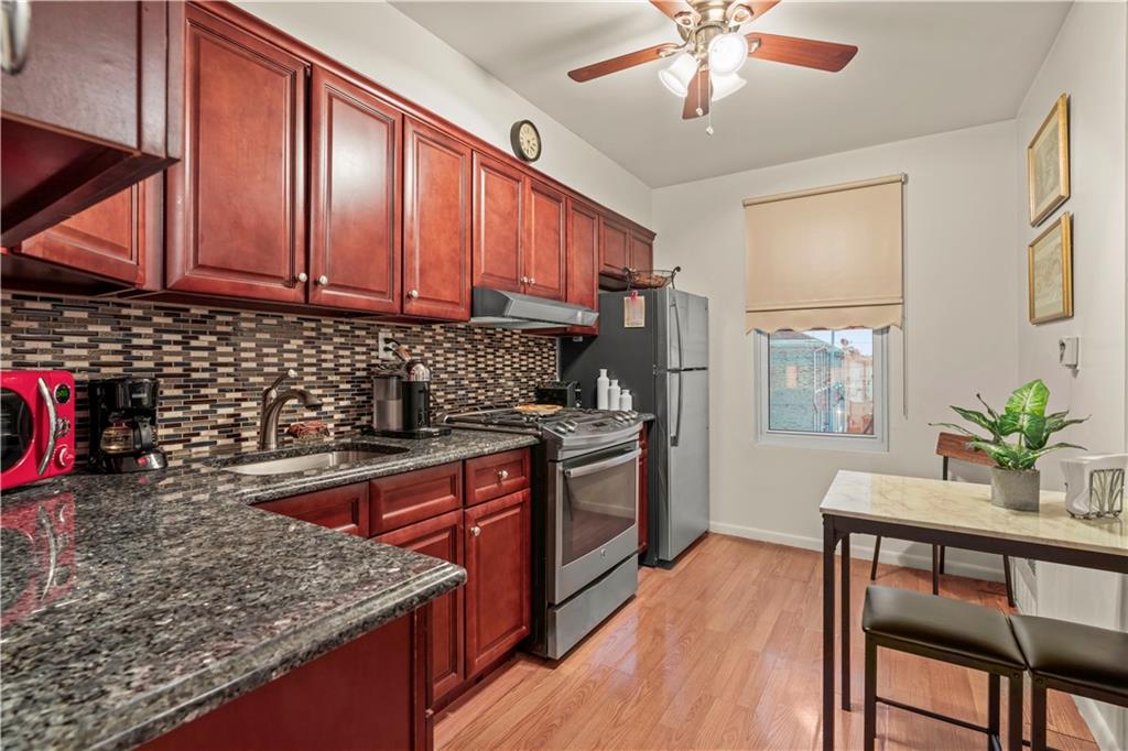 7211 19th Bensonhurst 11204 New York photo