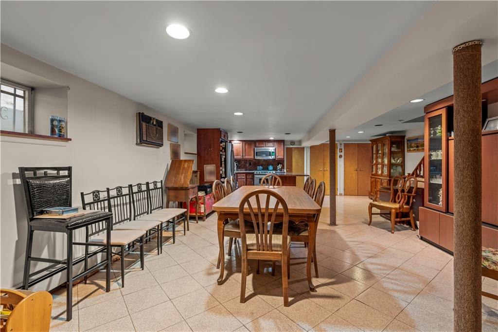 7211 19th Bensonhurst 11204 New York photo