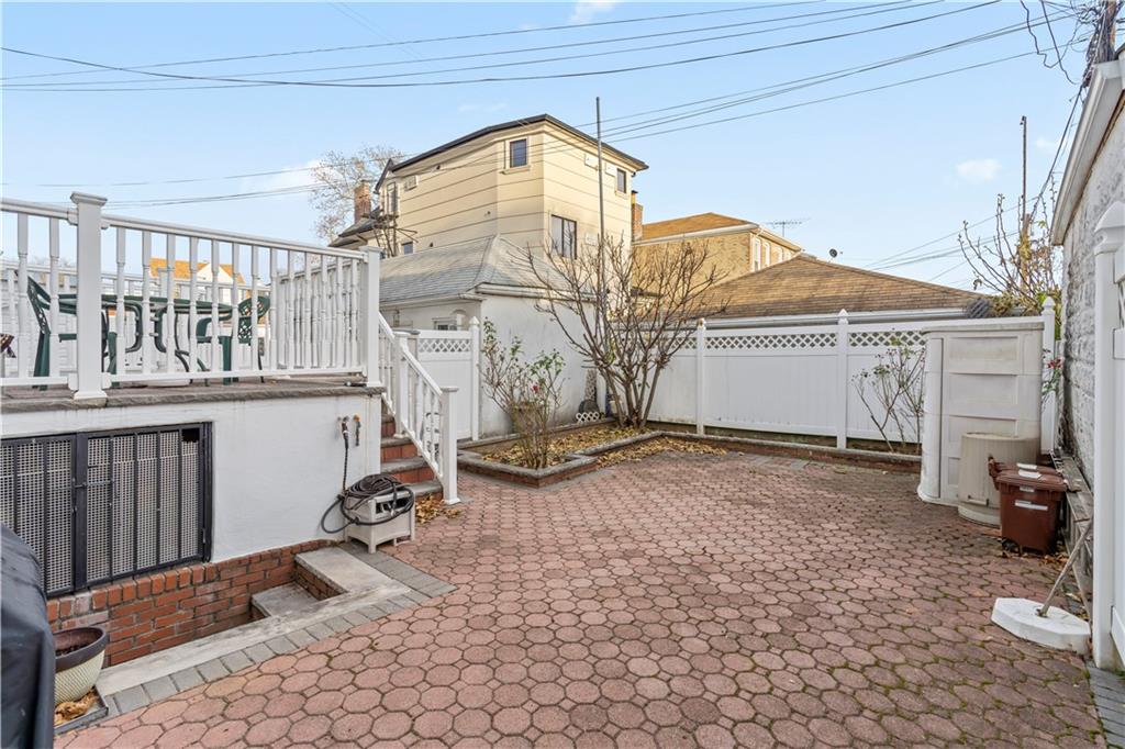 7211 19th Bensonhurst 11204 New York photo