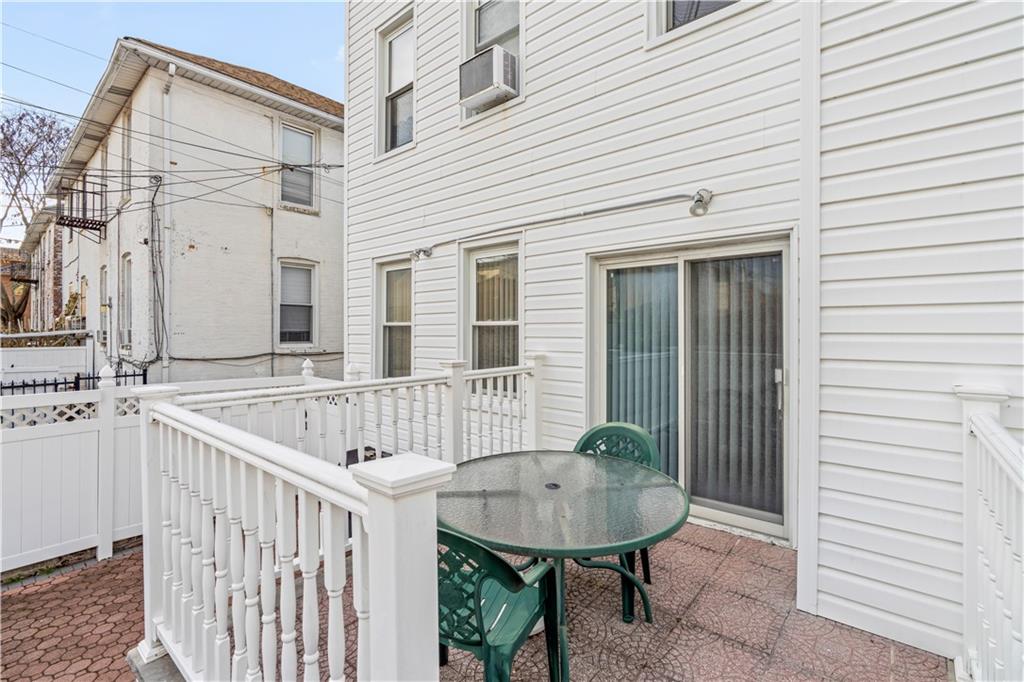 7211 19th Bensonhurst 11204 New York photo